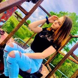 Meet your Posher, Katelyn